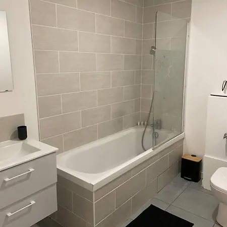 O Calme ! Logement Renove A Neuf - Une Experience Unique - Wifi Gratuit Grenoble Exterior foto